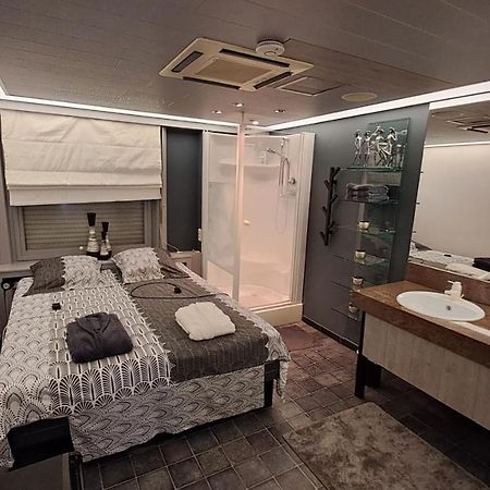 Beautyd Grey Room Centrum Gullegem Wevelgem Bagian luar foto
