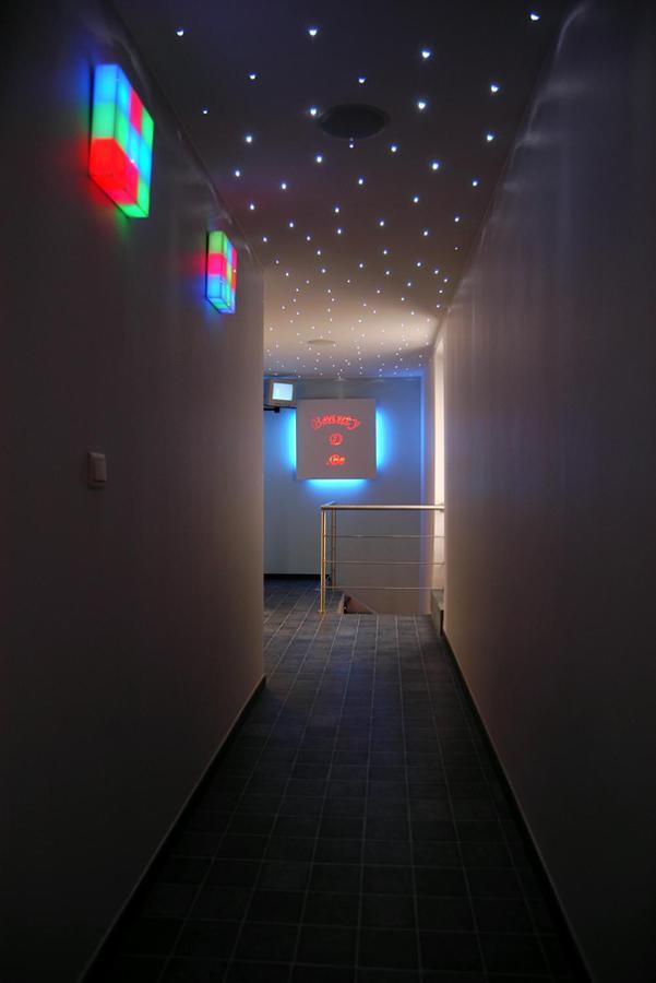Beautyd Grey Room Centrum Gullegem Wevelgem Bagian luar foto